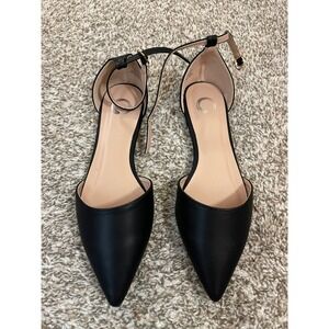 Journee Vielo Women's Black Flats size 7.5 NWOT